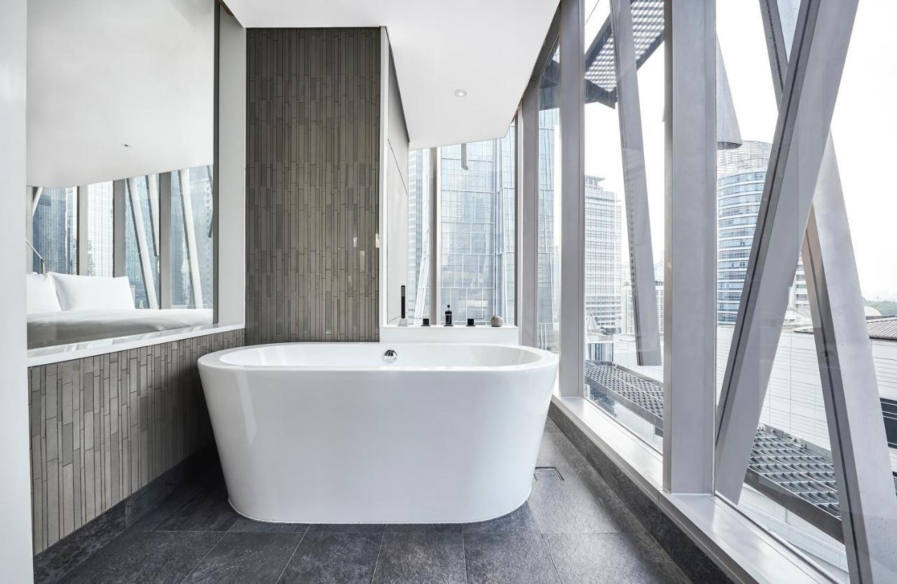 Alila Scbd Jakarta Buitenkant foto